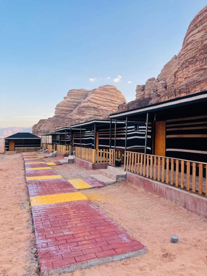 Salman Zwaidh Camp Hotell Wadi Rum Exteriör bild
