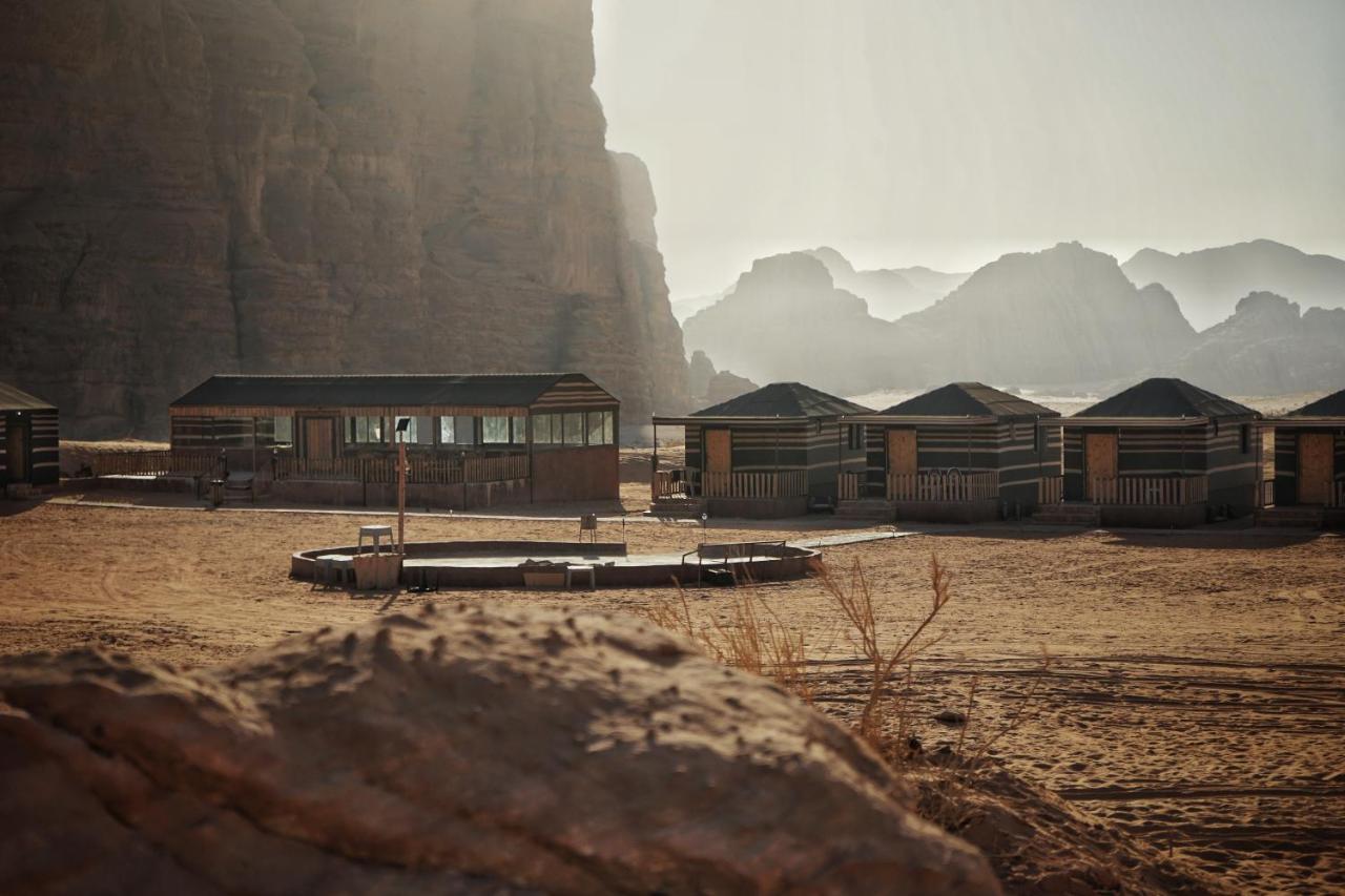 Salman Zwaidh Camp Hotell Wadi Rum Exteriör bild
