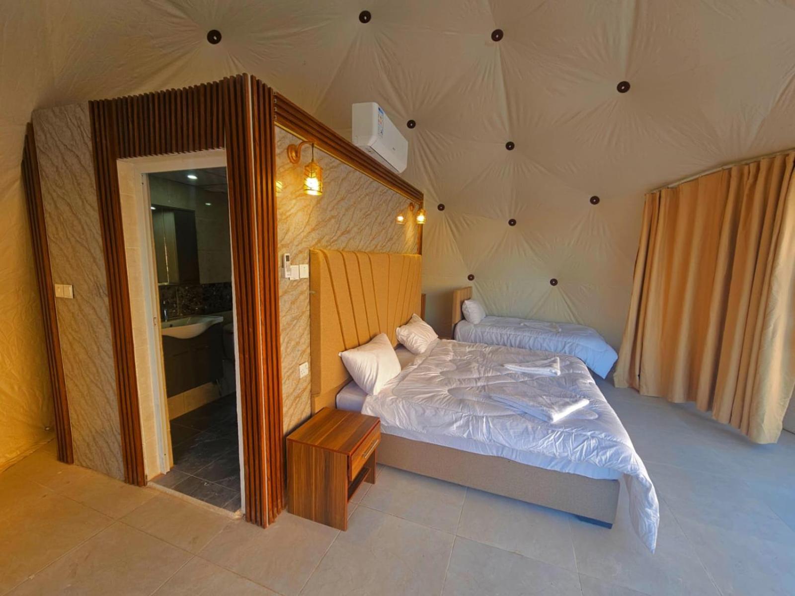 Salman Zwaidh Camp Hotell Wadi Rum Exteriör bild