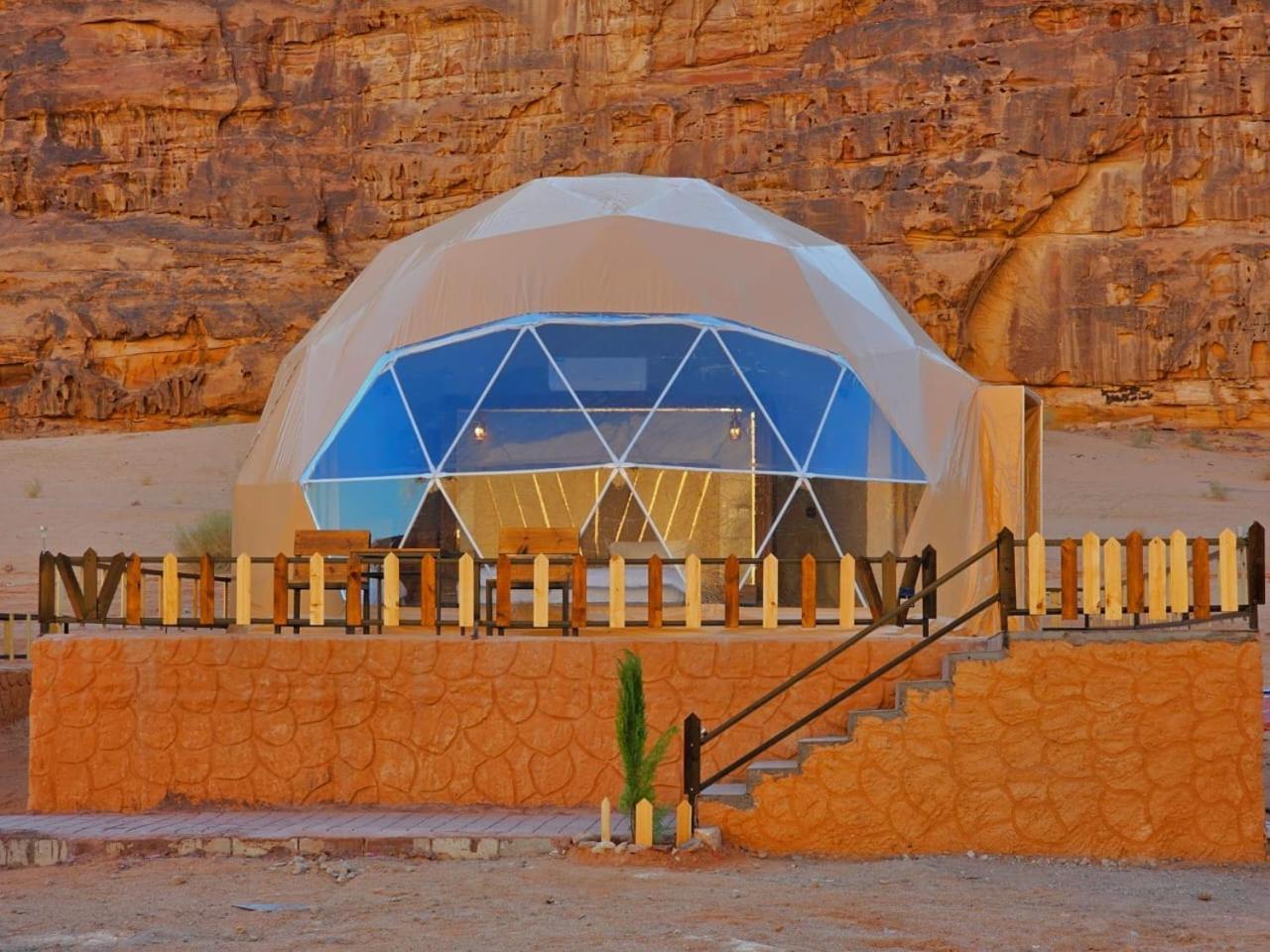 Salman Zwaidh Camp Hotell Wadi Rum Exteriör bild