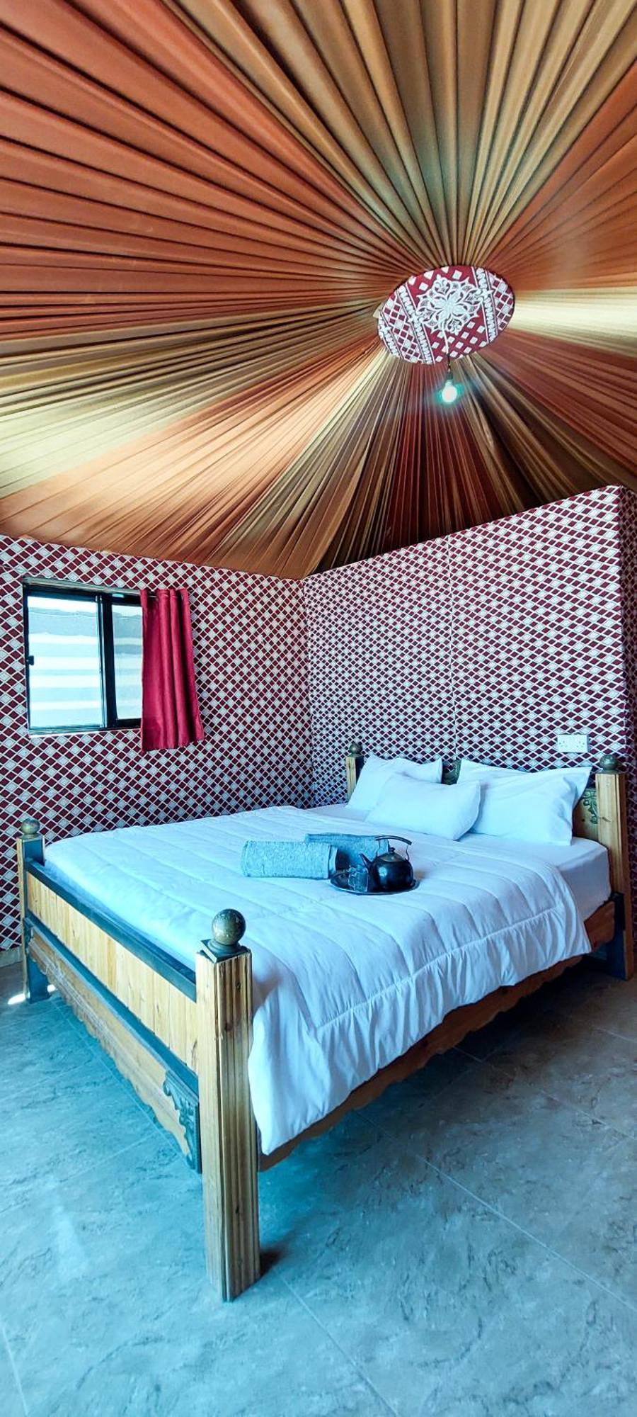 Salman Zwaidh Camp Hotell Wadi Rum Exteriör bild